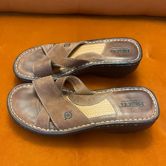 Born Brown Leather Sandals - Picture 8 of 11